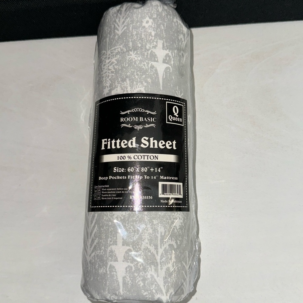 NEW Queen Fitted Bed Sheet
